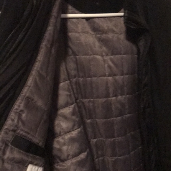 Heavy Calvin Klein designer zip up jacket with olive inner lining and hood - Picture 9 of 12